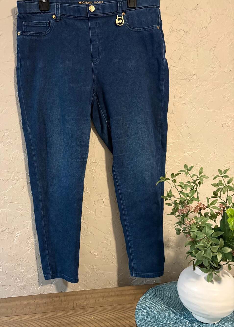 Michael Kors Cropped Skinny Jeans Dark Wash Size 14P 
(B1-8)